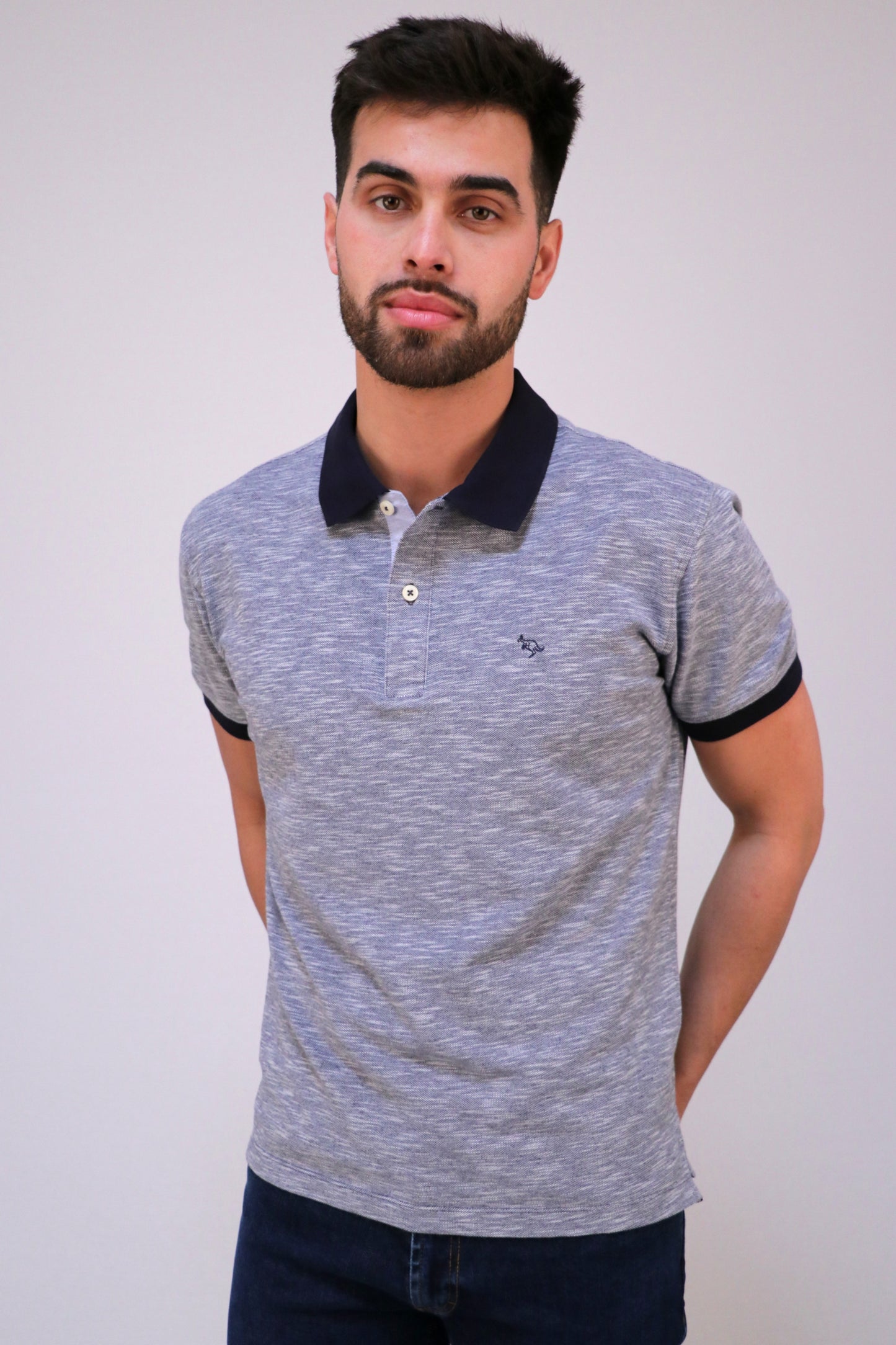 Polo Piqué Flamé Golas Em Contraste