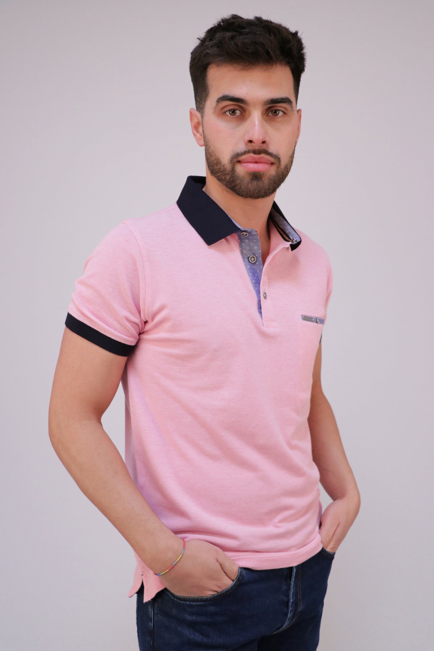 Polo Piqué Vanizado Com Colarinho E Bolso Interior
