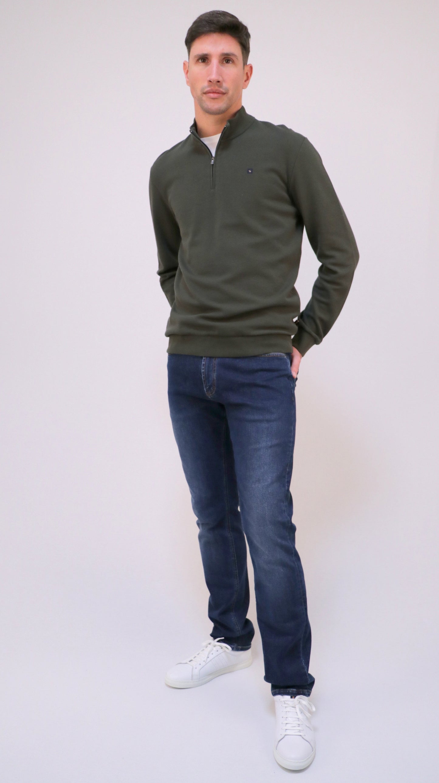 Sweat Interlock Com Fecho Espiral