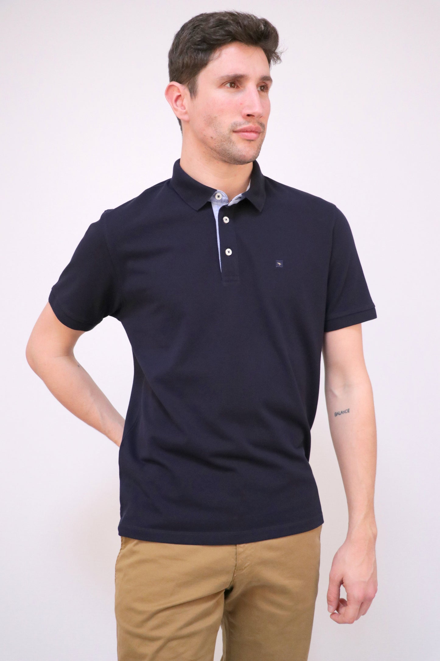 Polo Piqué com Pé de Gola Oxford